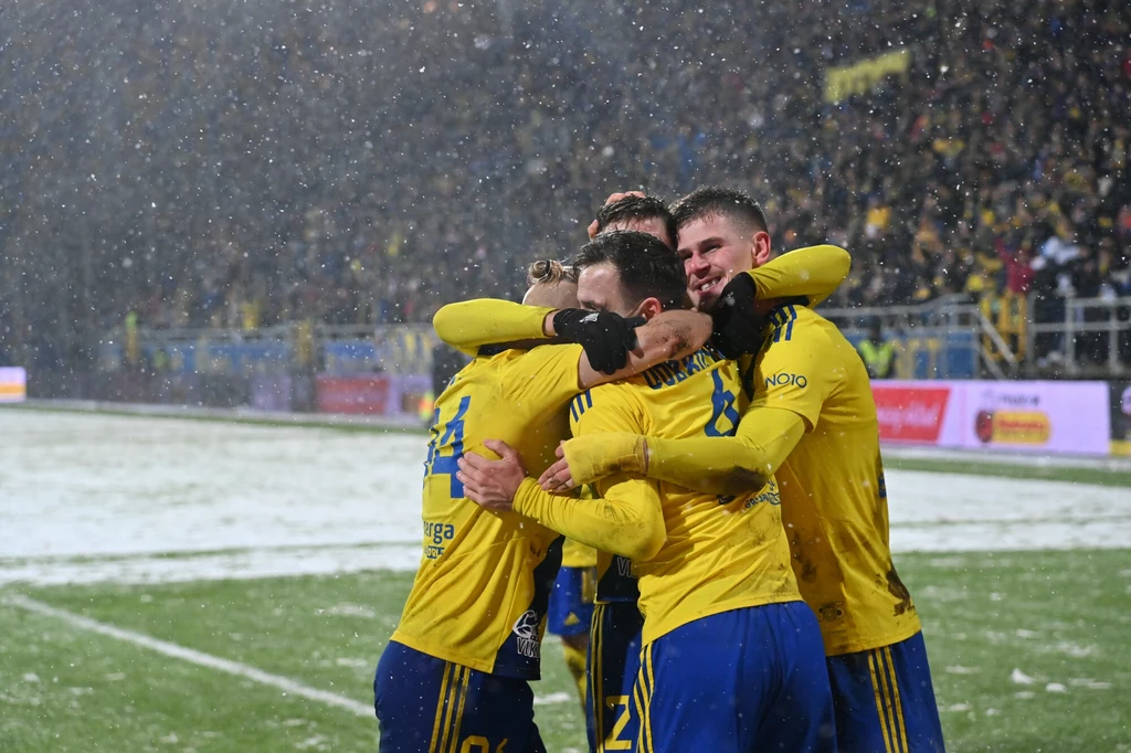 Arka Gdynia górą w derbach Trójmiasta Arka Gdynia górą w derbach Trójmiasta