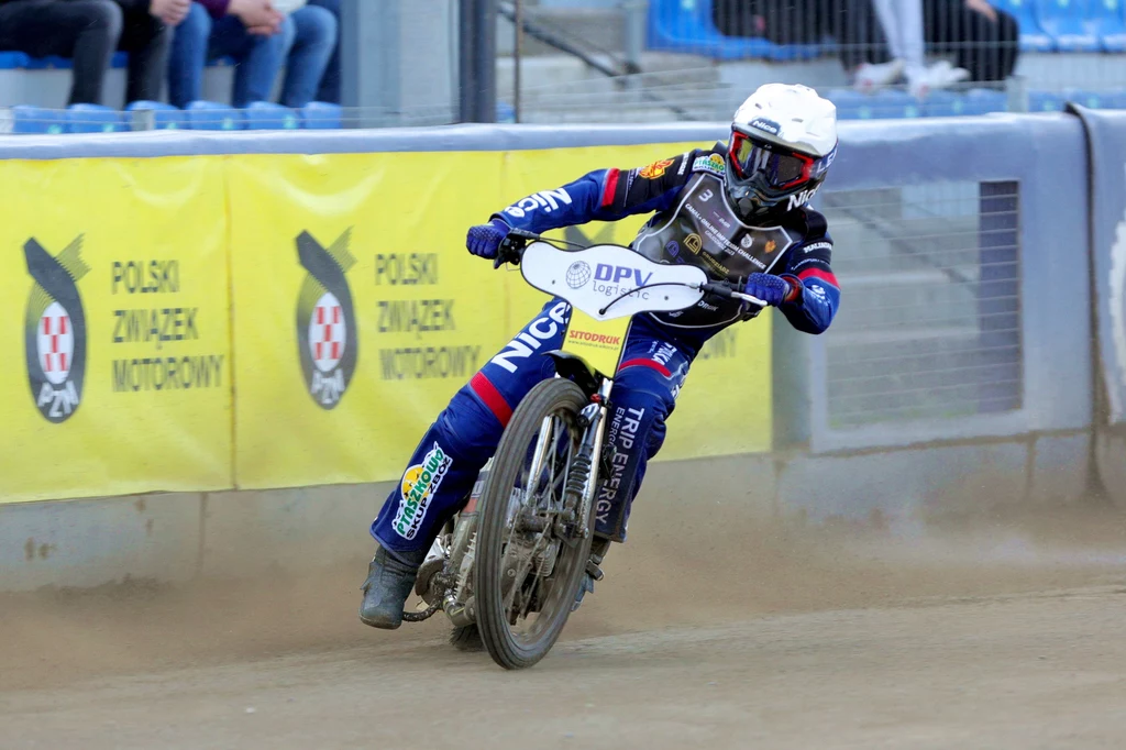Piotr Pawlicki na torze.