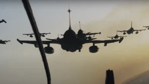 Szwecja. Wyjątkowe wydarzenie na niebie. Odbędzie się przelot w formacji na choinkę