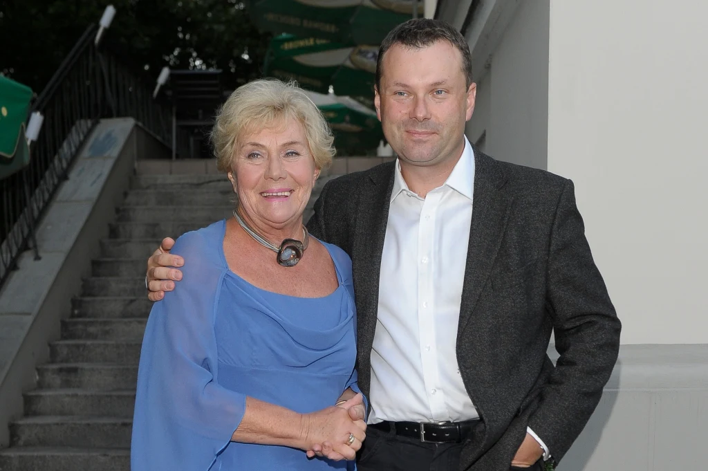 Teresa Lipowska z synem Marcinem Zaliwskim Teresa Lipowska z synem Marcinem Zaliwskim