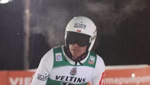 W końcu było słychać krzyk Piotra Żyły. W podskokach schodził ze skoczni