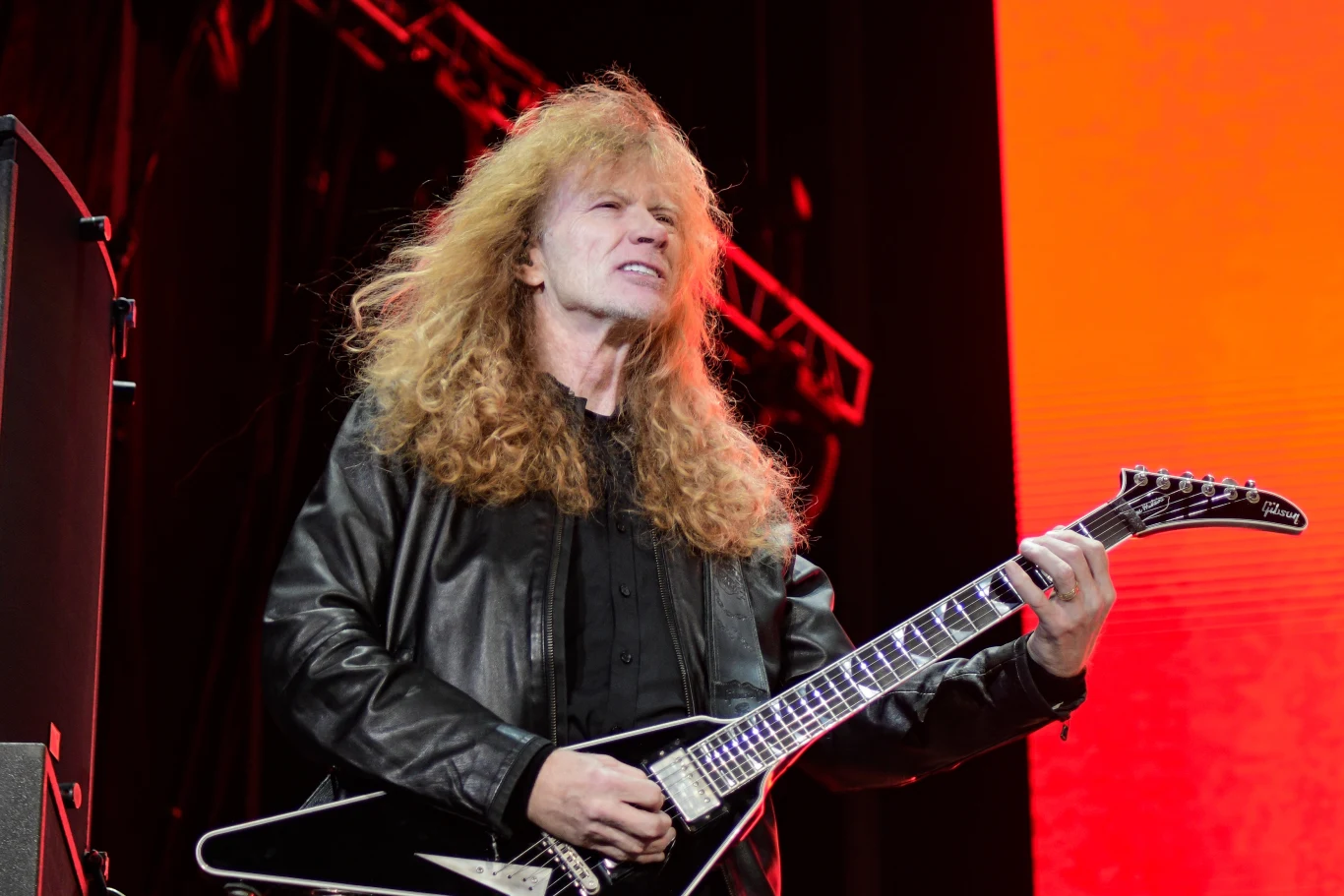 Na czele Megadeth stoi Dave Mustiane Na czele Megadeth stoi Dave Mustiane