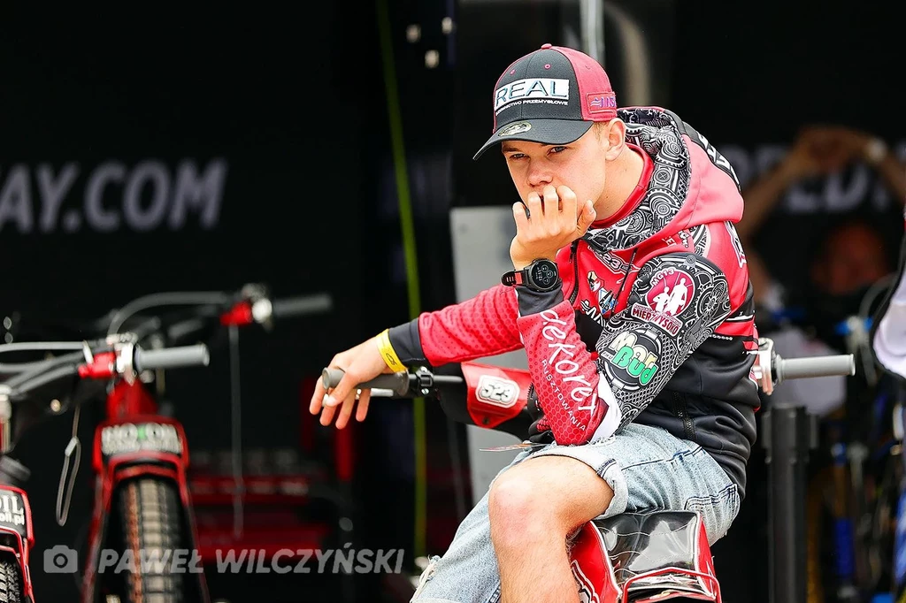 Damian Ratajczak relaksujący się przed rundą SGP2 w Vojens Damian Ratajczak relaksujący się przed rundą SGP2 w Vojens