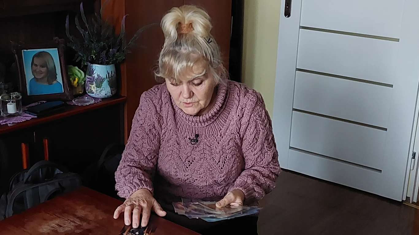 Marianna często przegląda zdjęcia córki