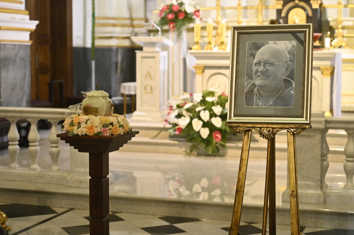 Maciej Damięcki Maciej Damięcki