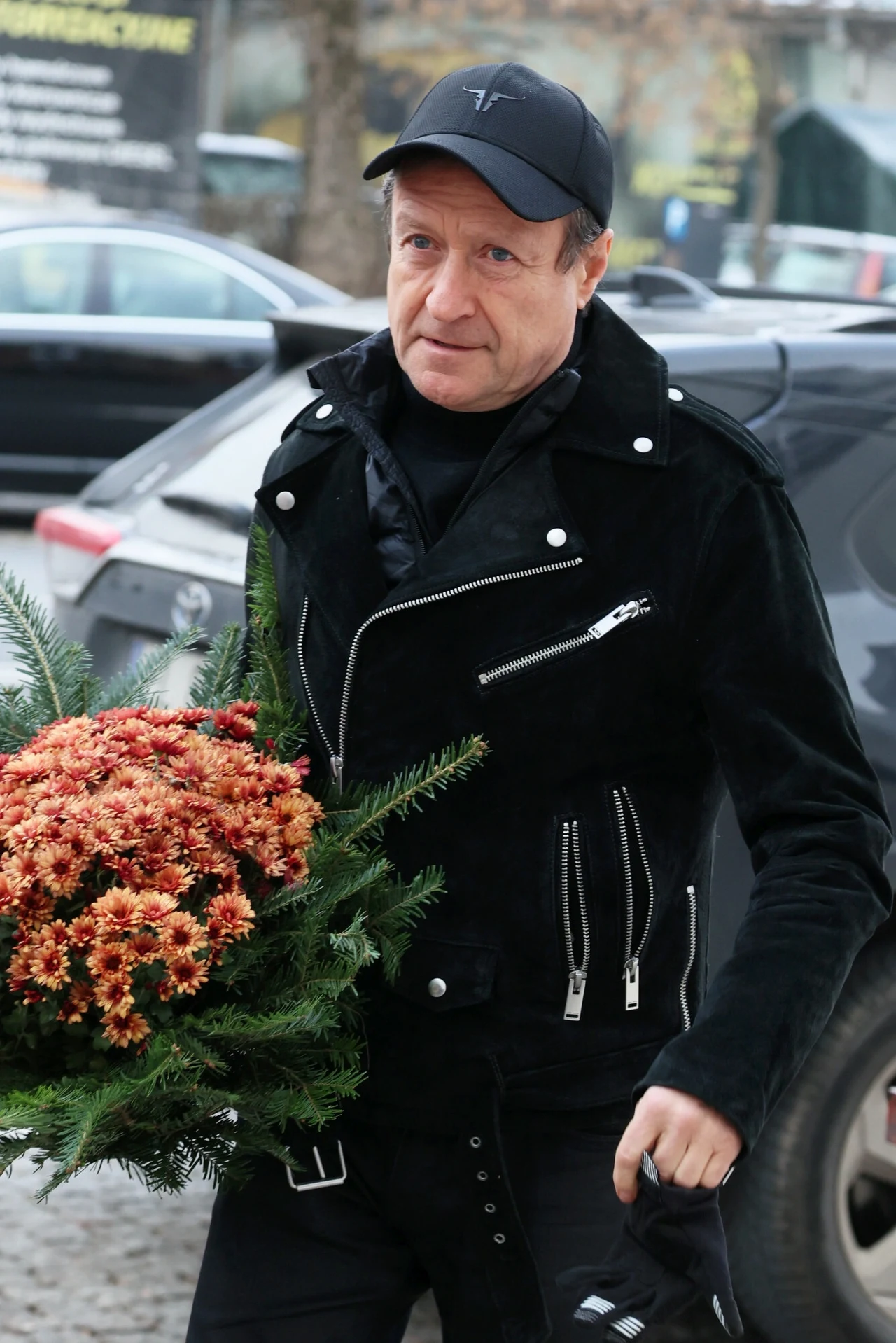 Jacek Kawalec na pogrzebie Macieja Damięckiego.