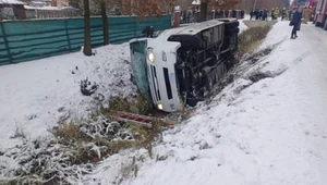 Wypadek szkolnego autobusu. Są ranni