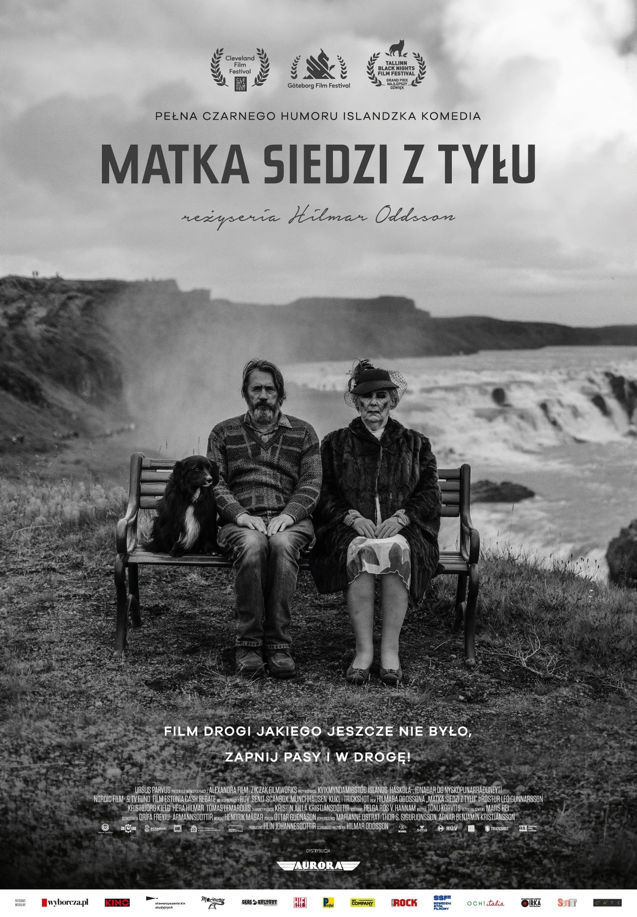 Plakat filmu "Matka siedzi z tyłu" Plakat filmu "Matka siedzi z tyłu"