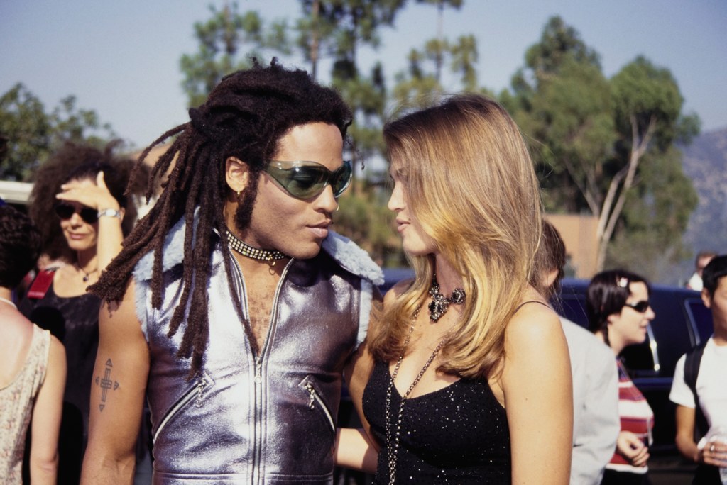 Lenny Kravitz romansował z najpiękniejszymi kobietami. Na zdjęciu z Cindy Crawford w latach 90.