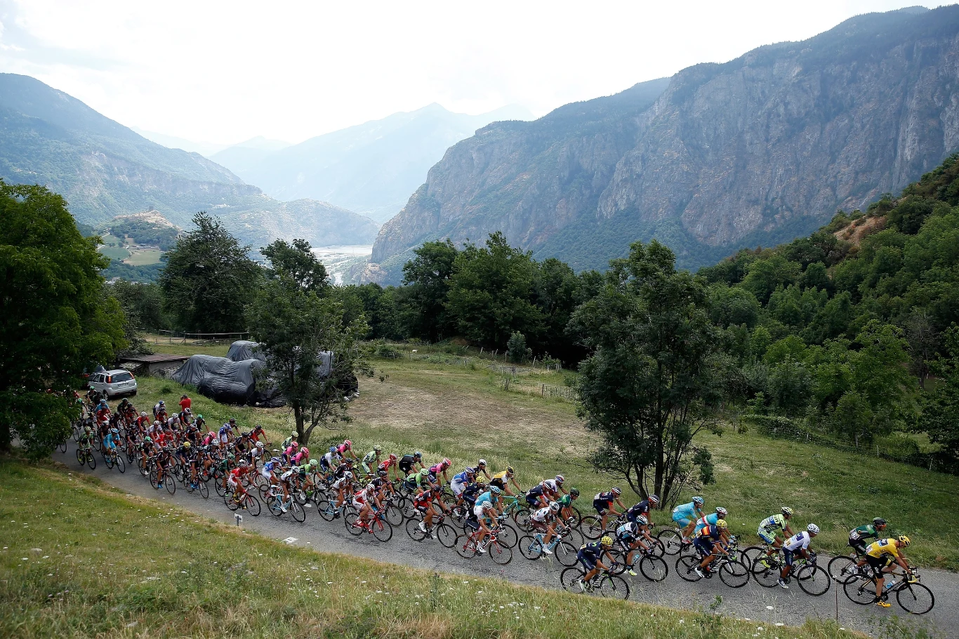 Col du Chaussy to jeden z odcinków słynnego wyścigu "Tour de France" Col du Chaussy to jeden z odcinków słynnego wyścigu "Tour de France"