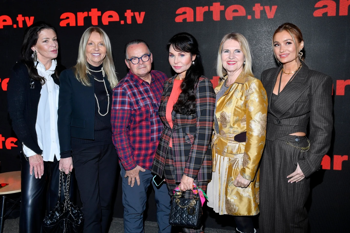 Gwiazdy na pokazie przedpremierowym filmu "Vamos a la playa" Gwiazdy na pokazie przedpremierowym filmu "Vamos a la playa"