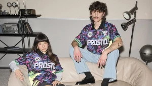 EA Sports i Prosto we współpracy łączącej dwa światy – limitowana edycja koszulki dostępnej w EA Sports FC 24 pojawiła się w świecie rzeczywistym