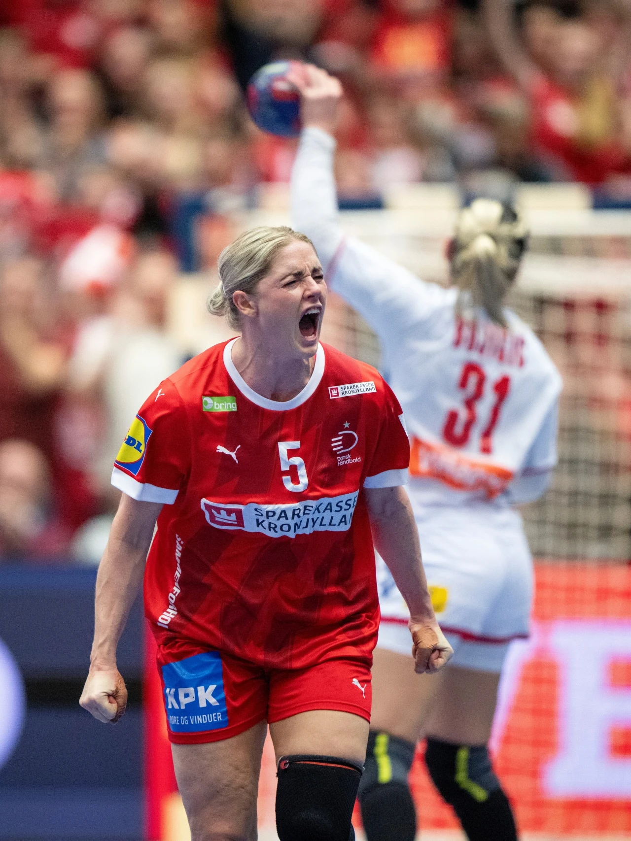 Radość obrotowej reprezentacji Danii Sarah Iversen