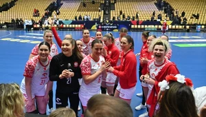 Oby po starciu z Japonią Polki też mogły w tak dobrych nastrojach dziękować kibicom za doping