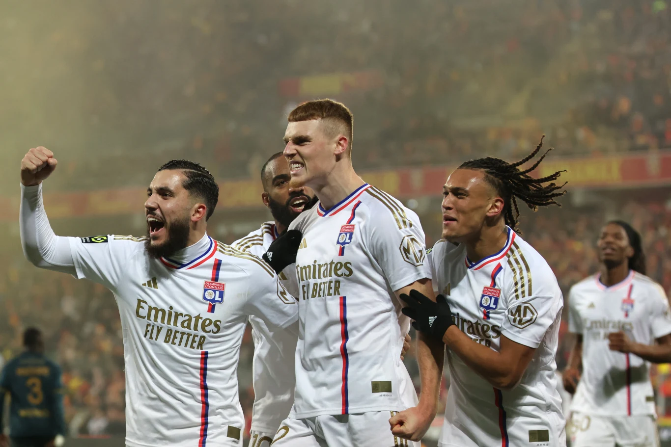 Krótko z prowadzenia w sobotę cieszyli się gracze Olympique Lyon