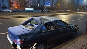 Kierowca w Warszawie wyjechał w trasę do Gruzji rozbitym samochodem