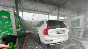 Na co uważać podczas mycia auta na mrozie?