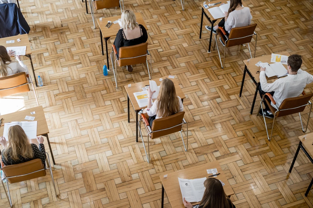 Matura próbna z języka polskiego. Egzaminatorka OKE podpowiada, na co zwrócić uwagę Matura próbna z języka polskiego. Egzaminatorka OKE podpowiada, na co zwrócić uwagę