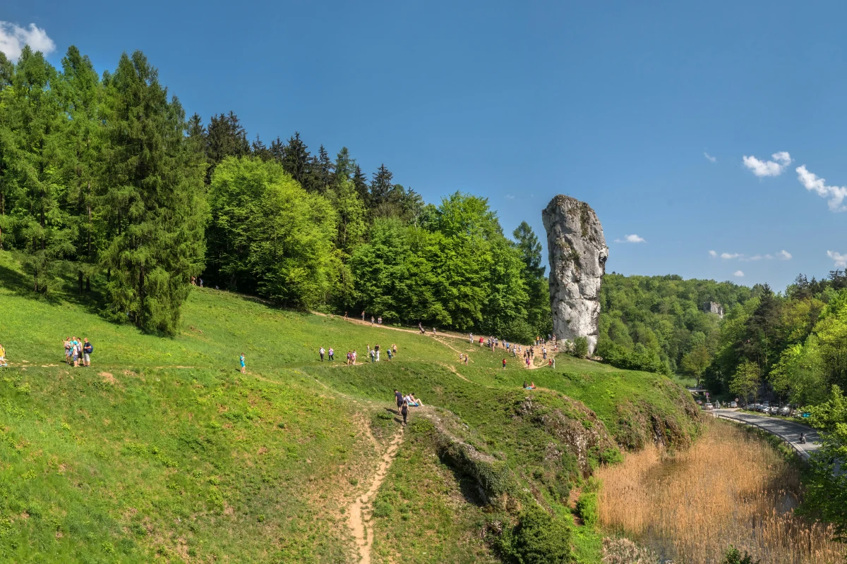 Ojców to idealna miejscowość do odetchnięcia od zgiełku miast Ojców to idealna miejscowość do odetchnięcia od zgiełku miast
