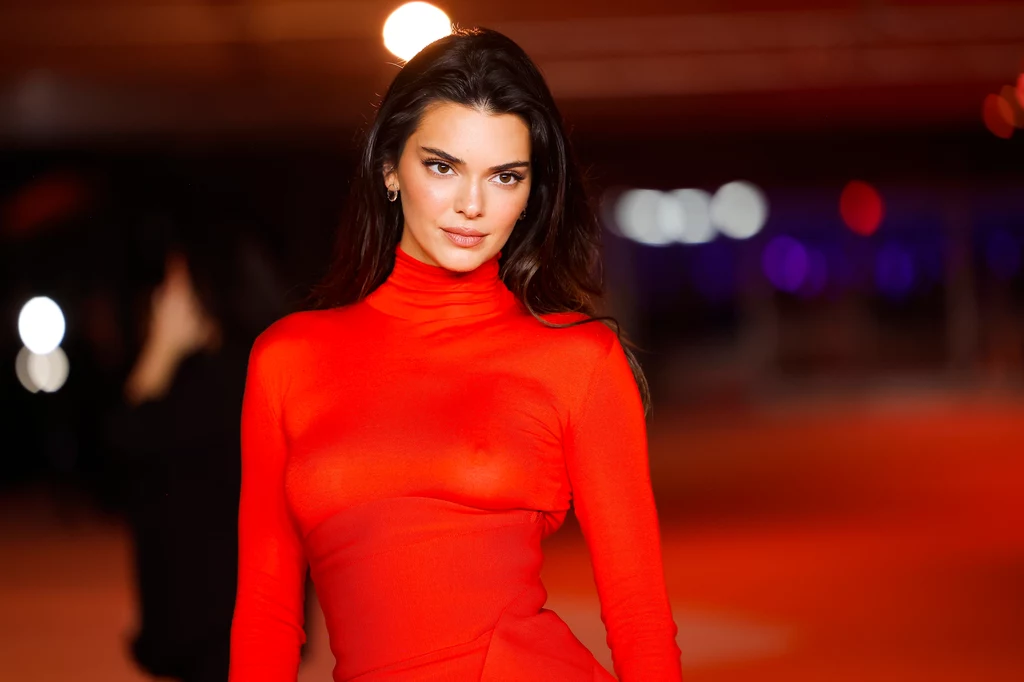 Kendall Jenner zachwyciła w czerwieni 