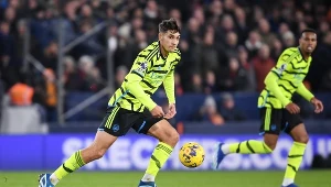 Jakub Kiwior został pozytywnie oceniony za występ przeciwko Luton w angielskich mediach
