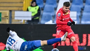 Napastnicy na miarę awansu. Poprzeczka uratowała Widzew