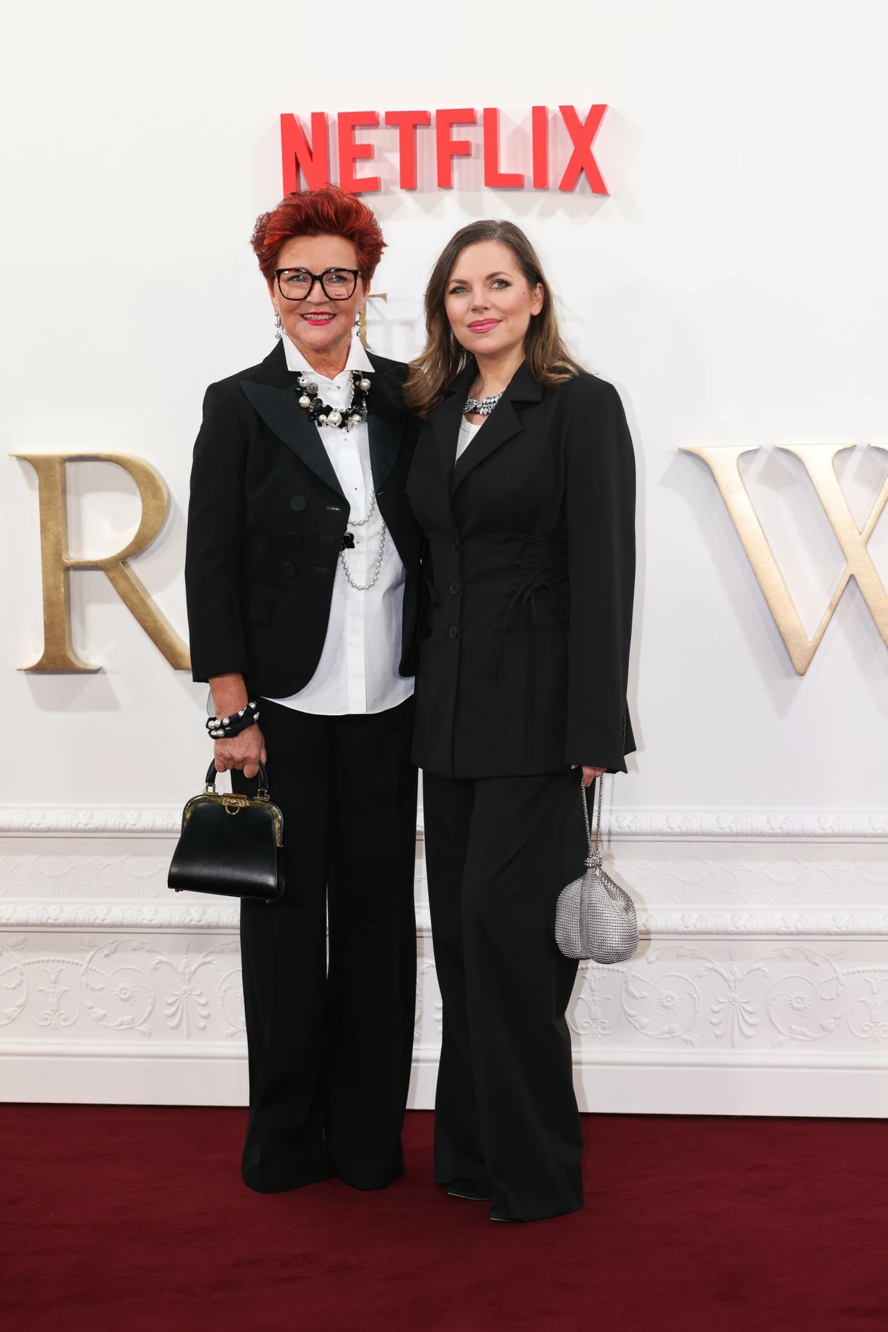 Kwaśniewskie na premierze "The Crown" Kwaśniewskie na premierze "The Crown"