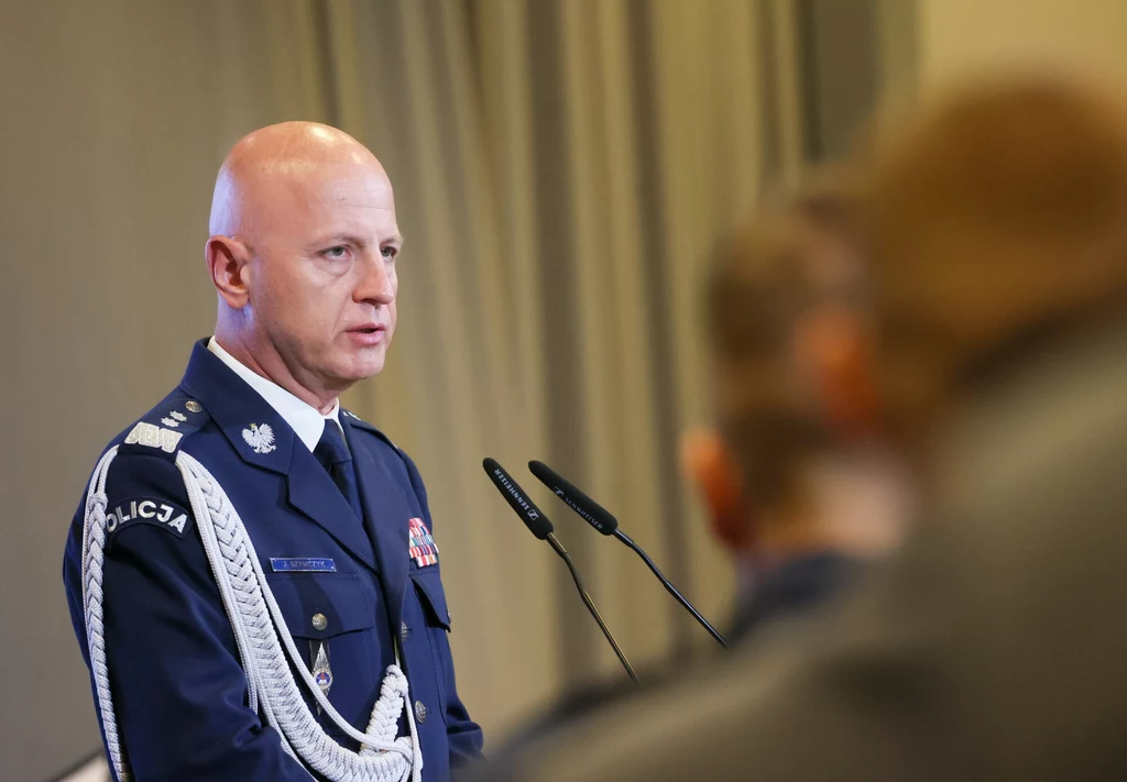 Komendant Główny Policji gen. Jarosław Szymczyk ogłosił odejście ze stanowiska Komendant Główny Policji gen. Jarosław Szymczyk ogłosił odejście ze stanowiska