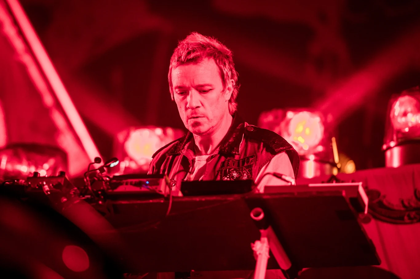 Liam Howlett - aktualnie drugi oficjalny członek The Prodigy obok Maxima. Po odejściu Keitha Flinta muzycy zdecydowali, że staną się duetem.