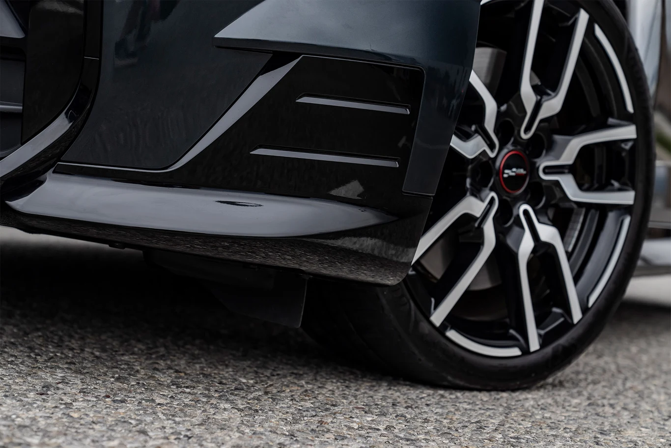 Nowe Mini Cooper SE John Cooper Works