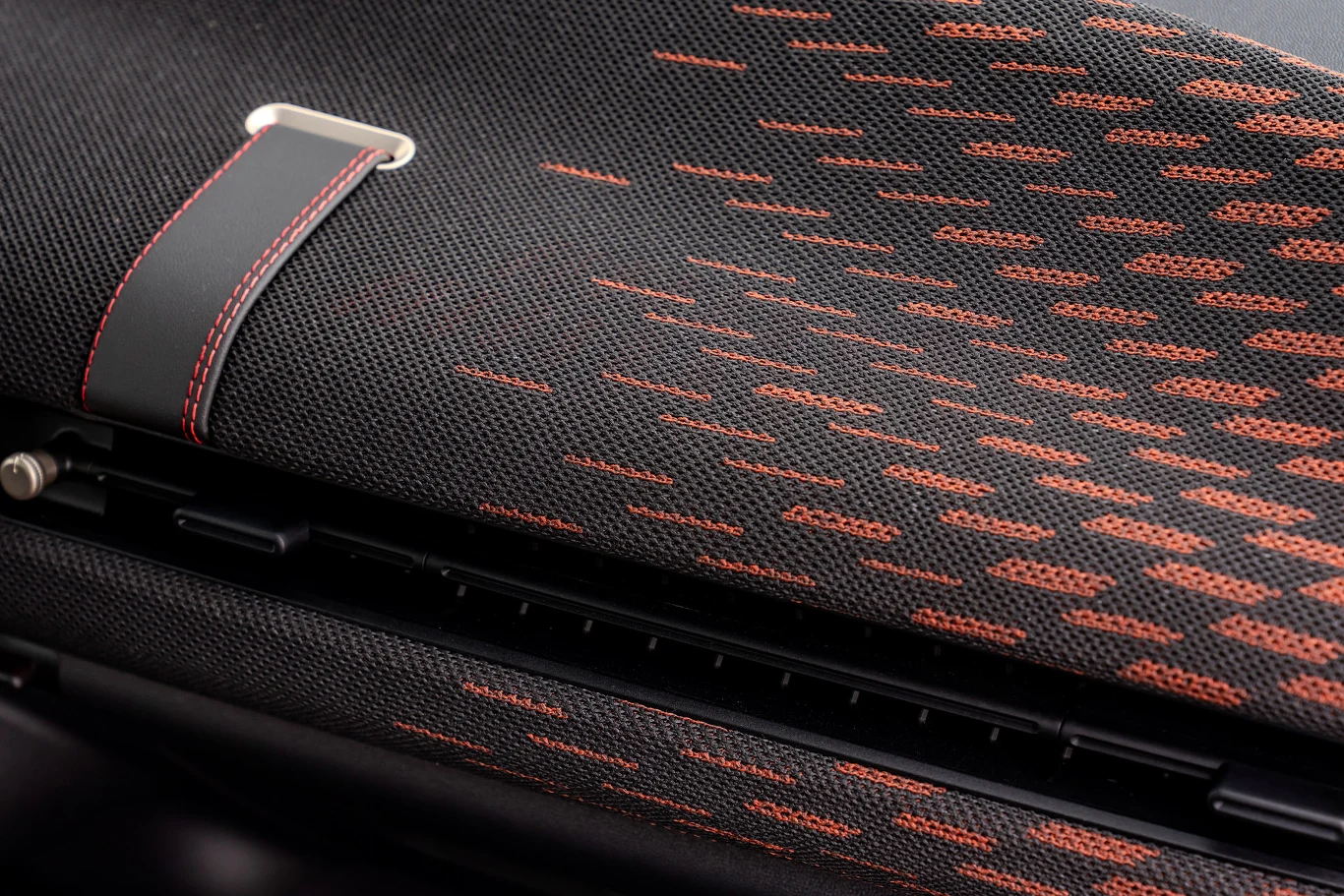 Nowe Mini Cooper SE John Cooper Works