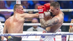 Mateusz Masternak (z lewej) tu w walce z Adamem Balskim