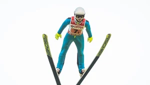 Polacy nawiązali walkę z Austriakami na skoczni. Błysk 16-latka