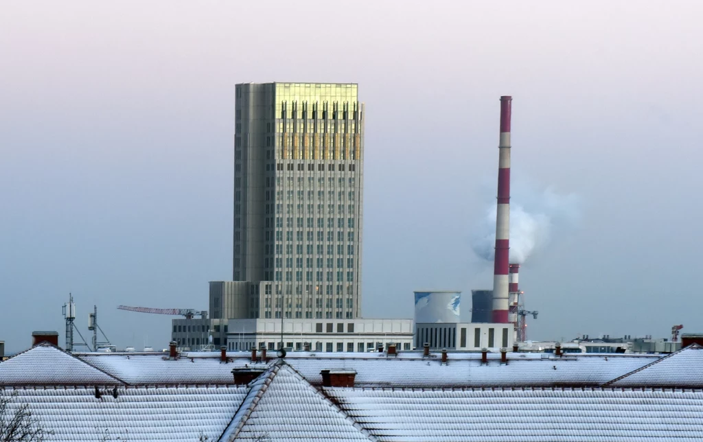 Krakowski szkieletor i jego nietypowa historia, od straszydła do finalnej inwestycji 