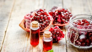 To najlepszy olejek na zimę. Odżywi skórę i wygładzi włosy