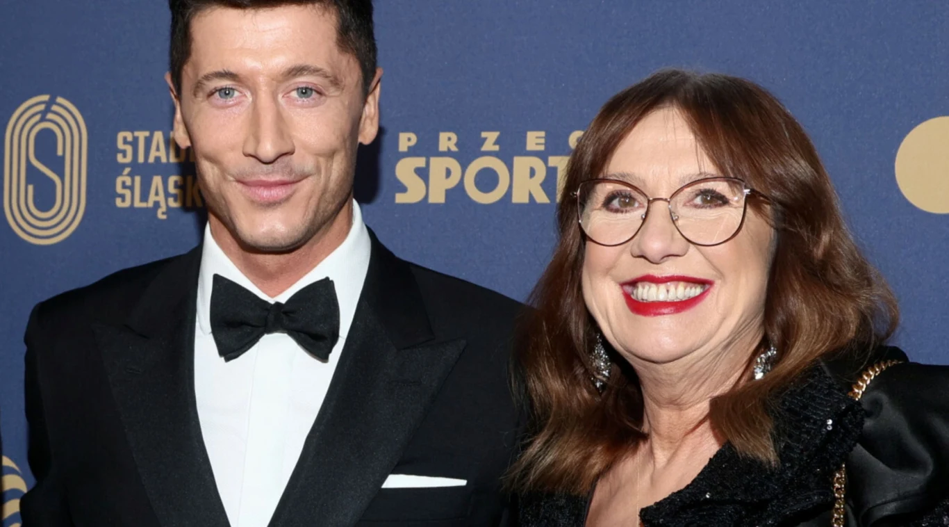 Robert Lewandowski z mamą Robert Lewandowski z mamą