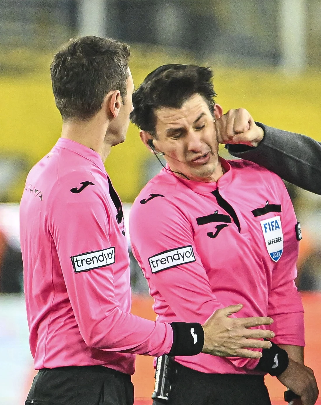 W taki sposób prezes Faruk Koca naruszył nietykalność arbitra głównego W taki sposób prezes Faruk Koca naruszył nietykalność arbitra głównego