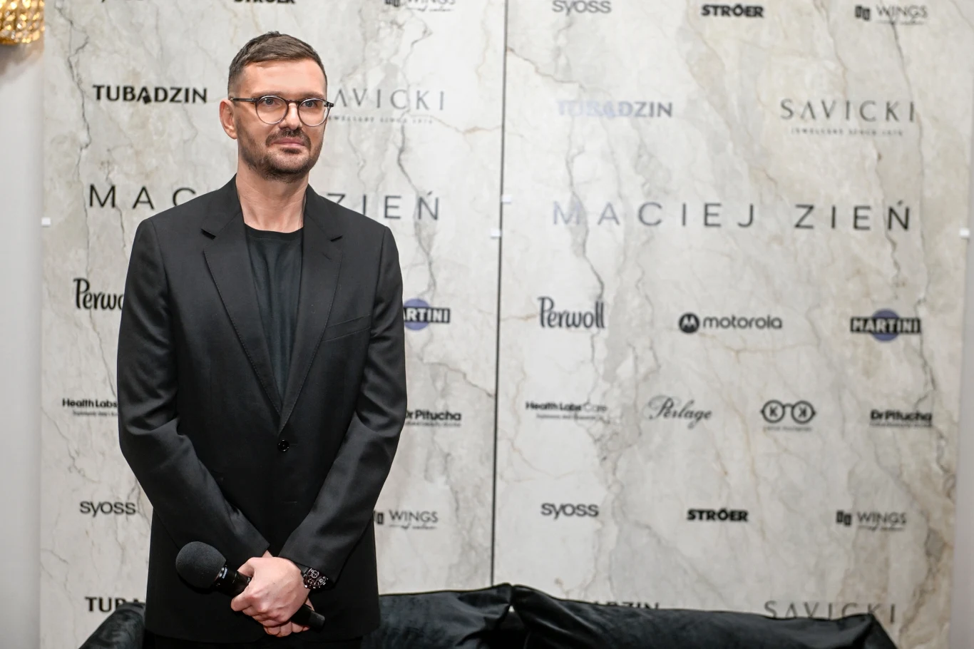 Pokaz Macieia Zienia "Black and White Symphony"