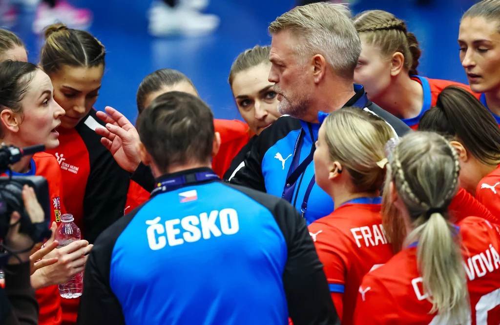 Bent Dahl odmienił, a właściwie odmłodził reprezentację Czech. Po roku jego drużyna jest w ósemce mistrzostw świata