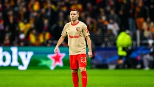 Przemysław Frankowski zdobył bramkę dla RC Lens w meczu z Sevillą