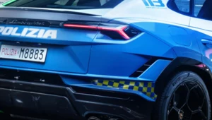 Nowe Lamborghini w szeregach policji. Ma lodówkę na narządy i mocarne V8