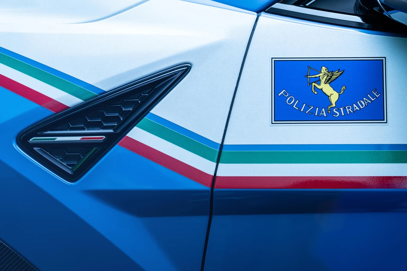 Nowe Lamborghini Urus Performante dla włoskiej policji