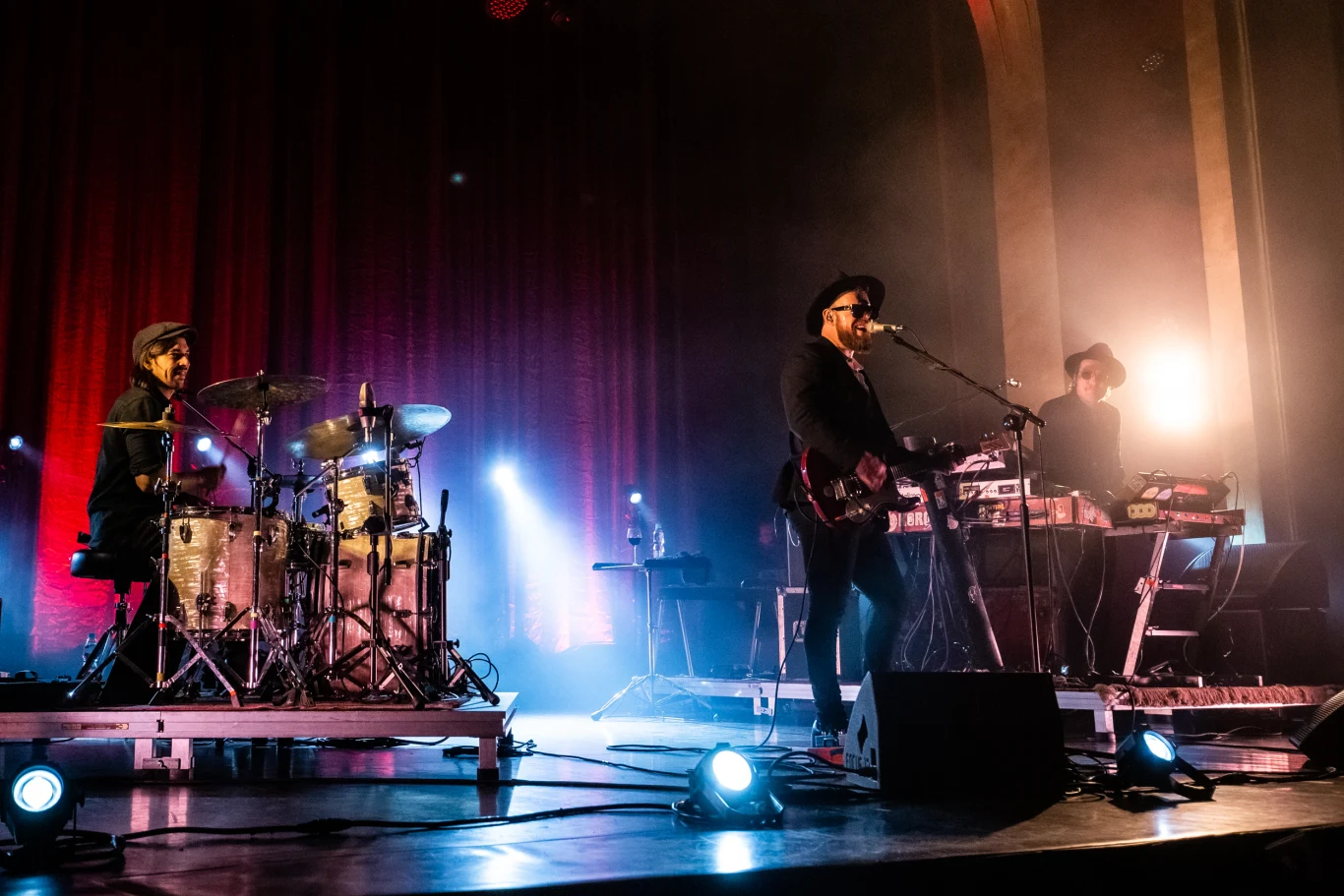 Zobacz zdjęcia z koncertu duetu Smolik/Kex Fox w krakowskim Teatrze Variete