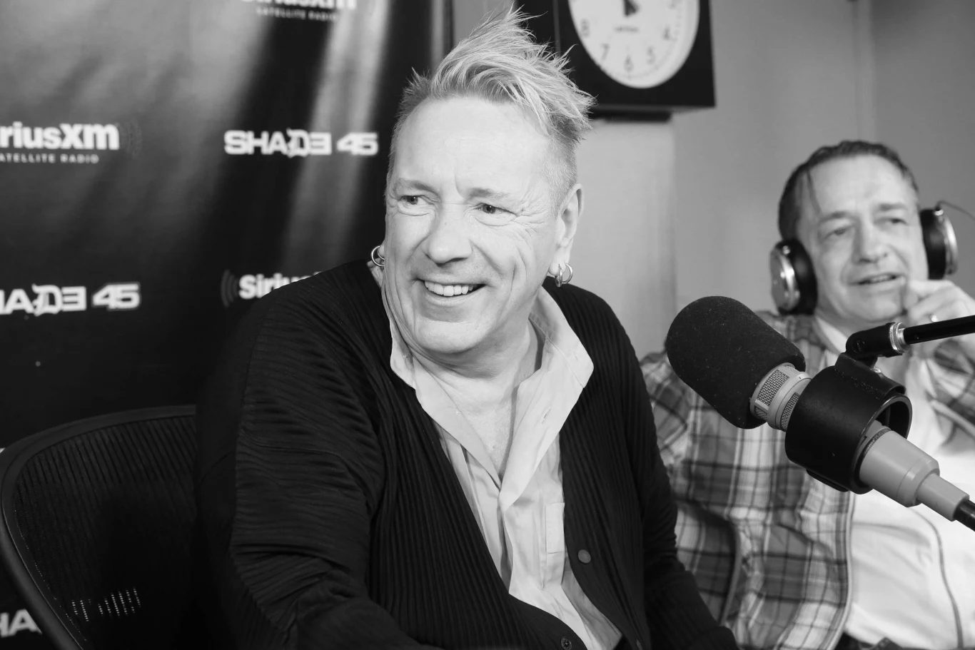 John "Rambo" Stevens (z prawej) był menedżerem i przyjacielem Johna Lydona (Public Image Limited) John "Rambo" Stevens (z prawej) był menedżerem i przyjacielem Johna Lydona (Public Image Limited)