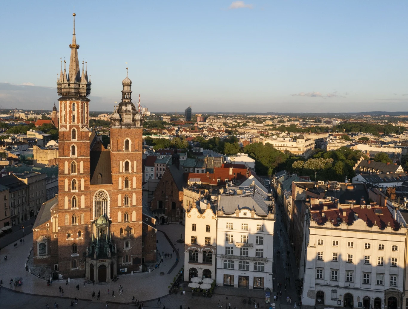Kościół Mariacki w Krakowie widziany z lotu ptaka