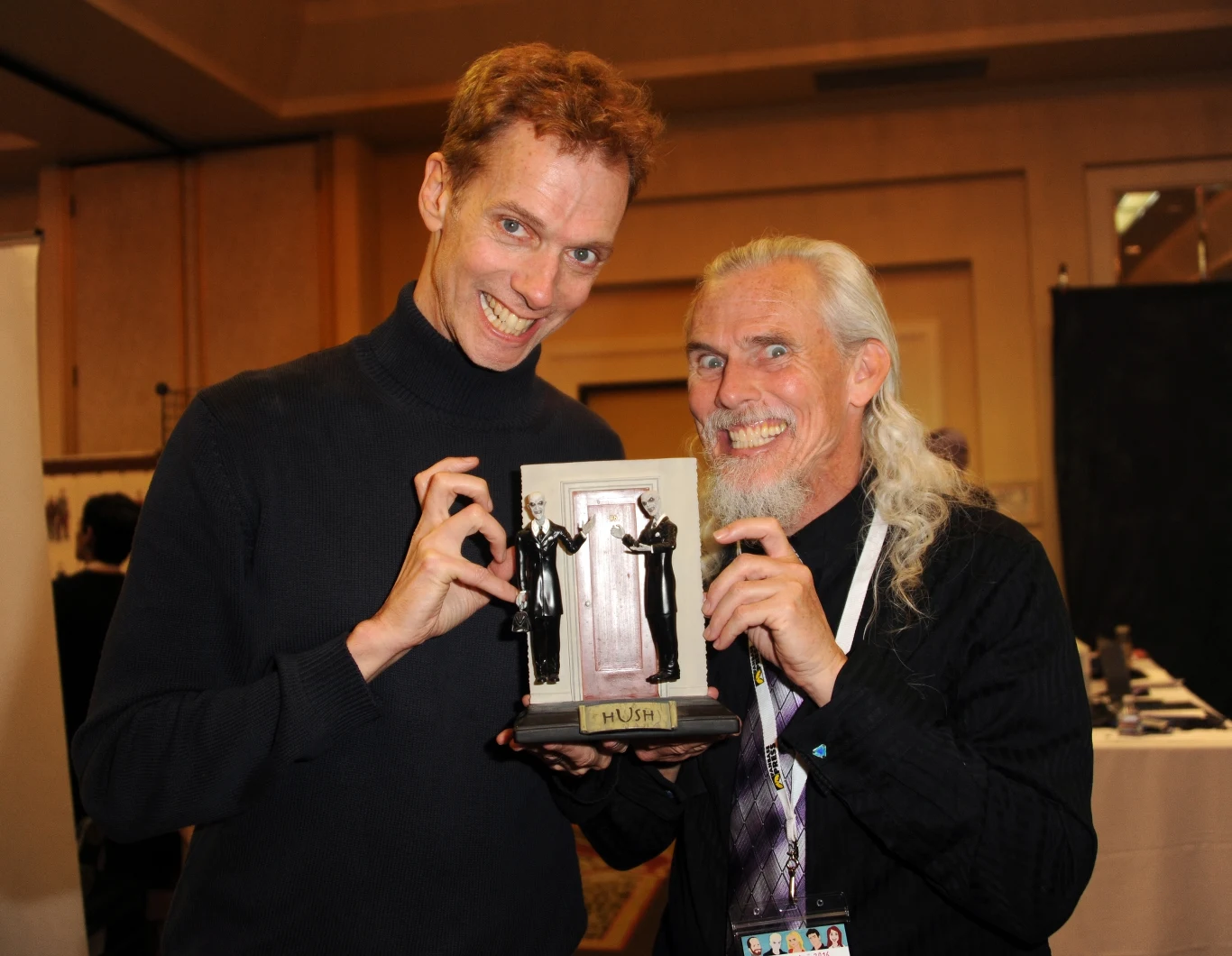 Doug Jones i Camden Toy