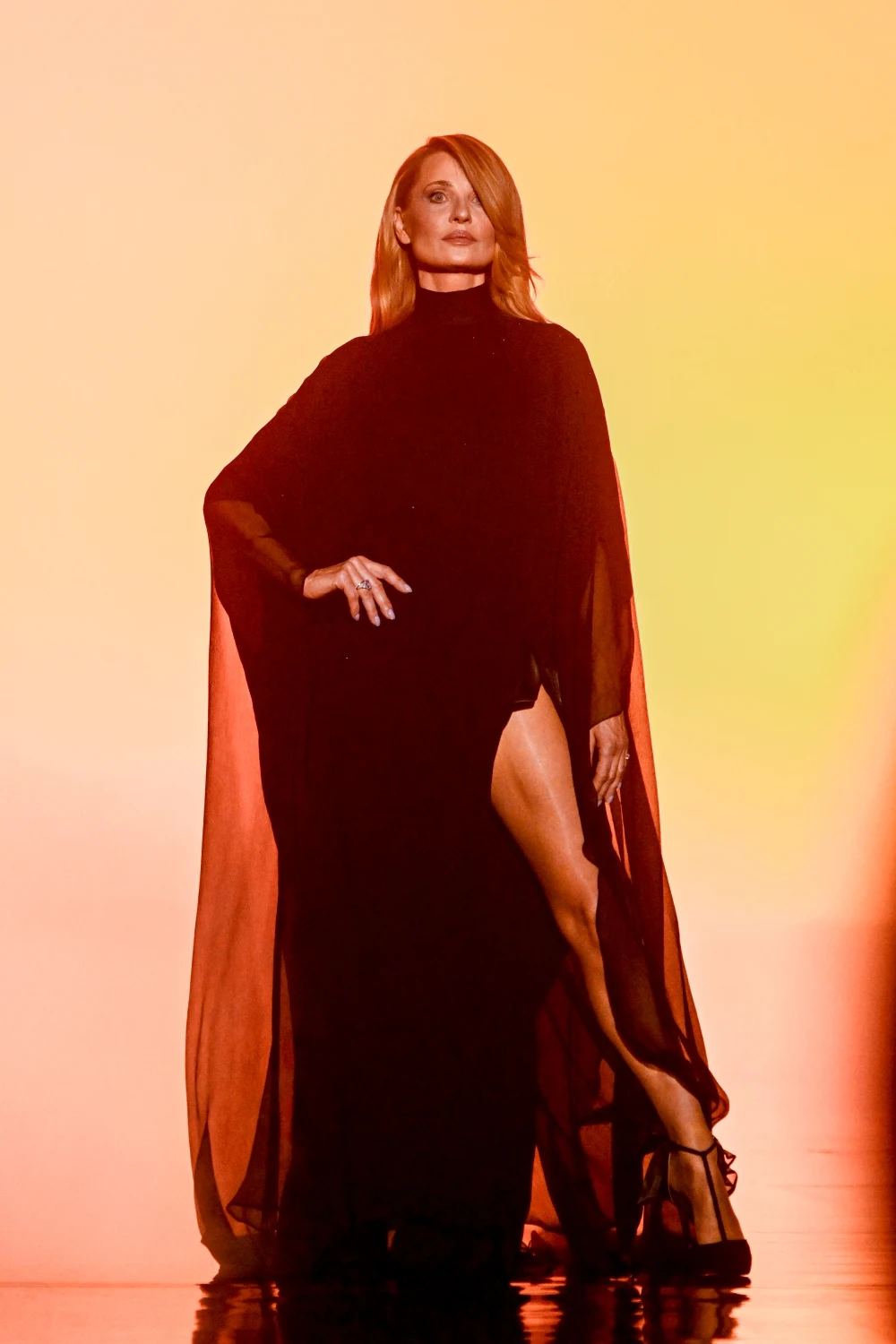 Aneta Kręglicka na pokazie Macieja Zienia Aneta Kręglicka na pokazie Macieja Zienia