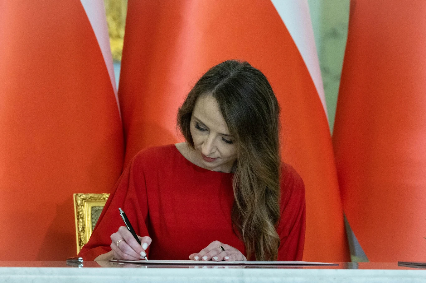 Nowa minister rodziny, pracy i polityki społecznej Agnieszka Dziemianowicz-Bąk popiera projekt renty wdowiej Nowa minister rodziny, pracy i polityki społecznej Agnieszka Dziemianowicz-Bąk popiera projekt renty wdowiej