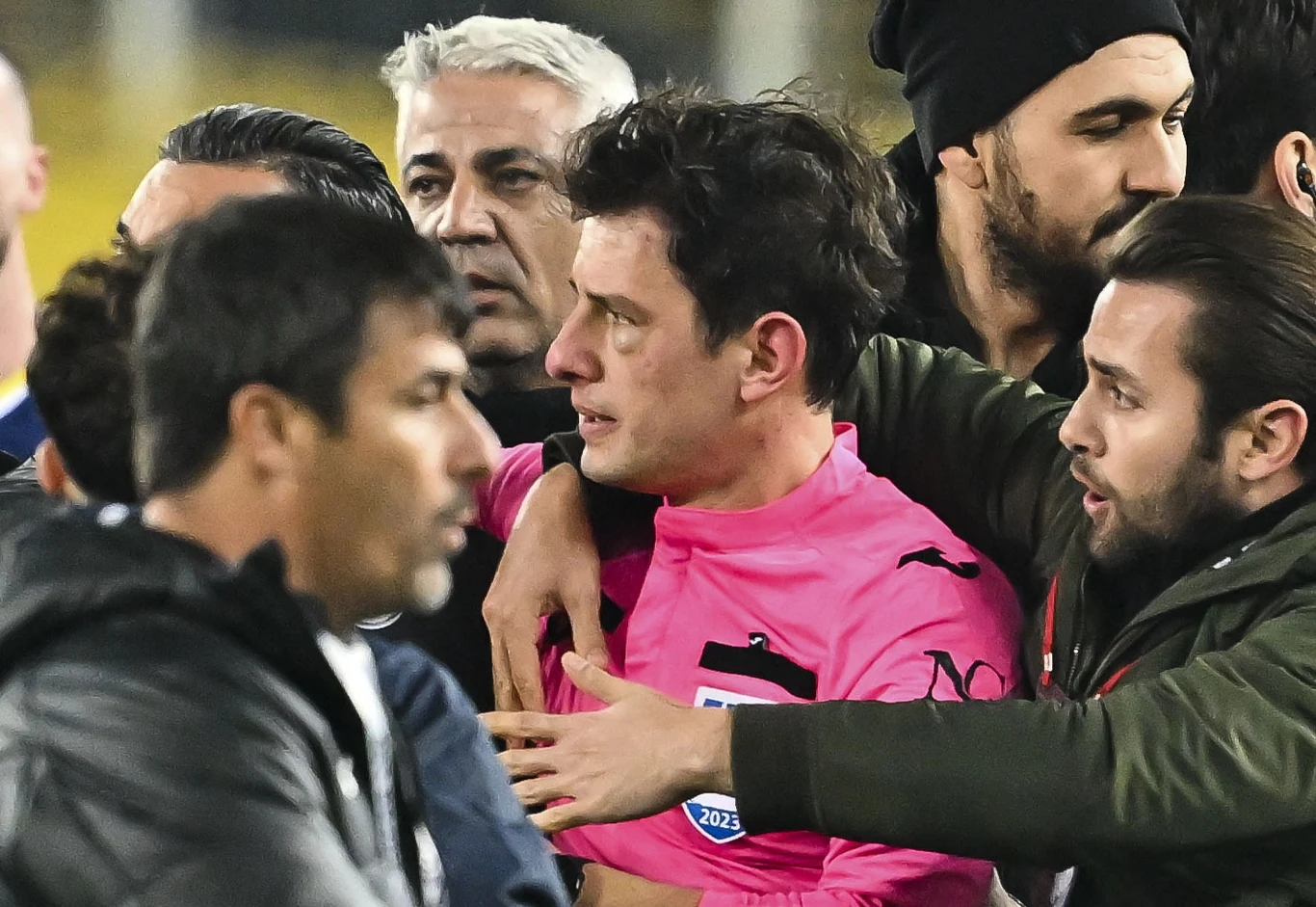 Brutalny atak na arbitra meczu Ankaragucu - Rizespor poskutkował surowymi konsekwencjami dla agresora
