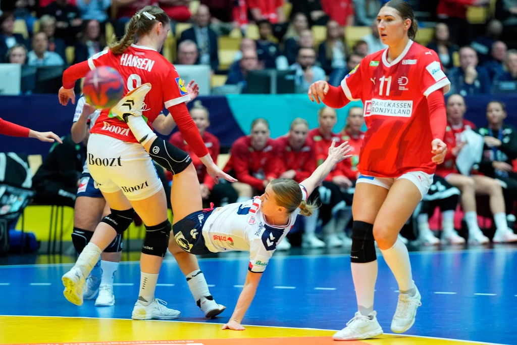 Stine Oftedal faulowana, od niej zależało najwięcej w grze Norwegii Stine Oftedal faulowana, od niej zależało najwięcej w grze Norwegii